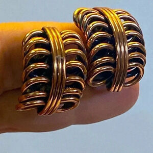 VINTAGE RENIOR CLIP ON COPPER EARRINGS